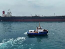 Crise du détroit d’Ormuz : des marins bloqués, les assureurs recommandent de suspendre les traversées